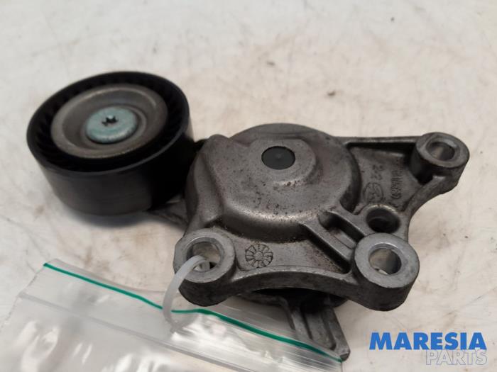 Gebruikte Spanrol Multiriem Citroen DS3 (SA) 1.6 e-HDi Prijs € 29,99 Margeregeling aangeboden door Maresia Parts