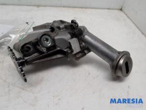 Gebruikte Oliepomp Renault Scénic III (JZ) 1.5 dCi 110 Prijs € 50,00 Margeregeling aangeboden door Maresia Parts