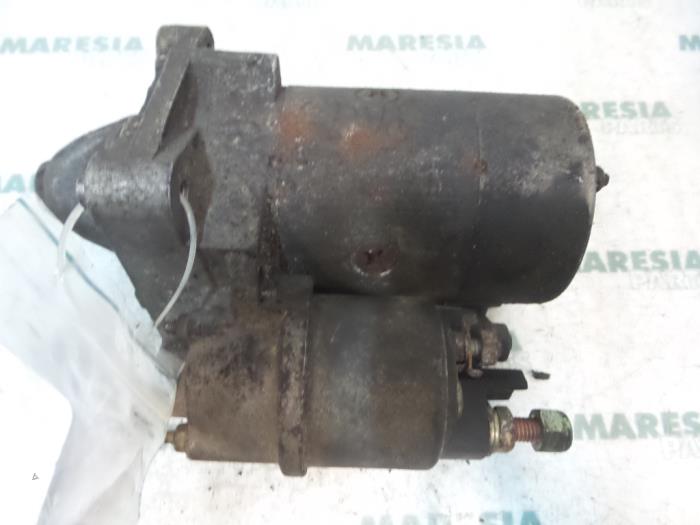 Gebruikte Startmotor Fiat Palio Weekend (178D) 1.6 16V Prijs € 35,00 Margeregeling aangeboden door Maresia Parts