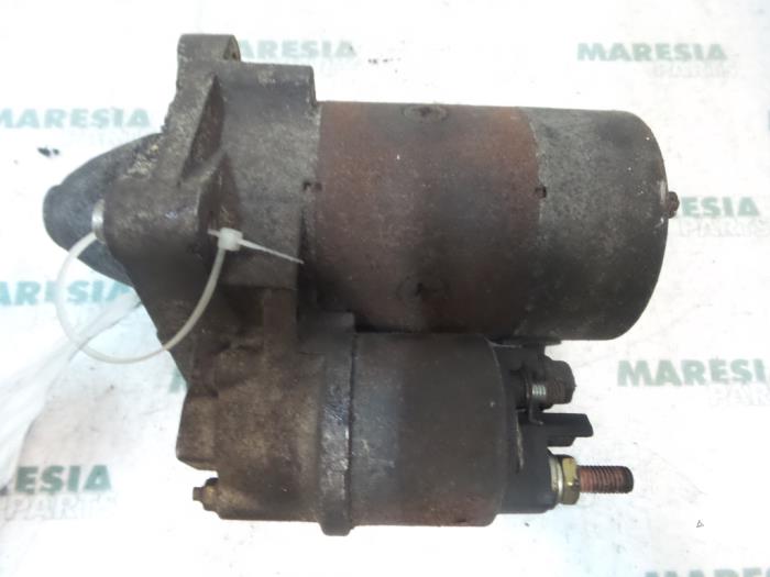 Gebruikte Startmotor Fiat Palio Weekend (178D) 1.6 16V Prijs € 35,00 Margeregeling aangeboden door Maresia Parts