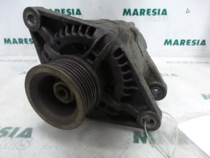 Gebruikte Dynamo Fiat Brava (182B) 1.4 S,SX 12V Prijs € 40,00 Margeregeling aangeboden door Maresia Parts