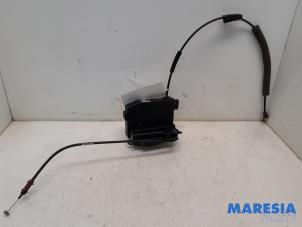 Gebruikte Deurslot Mechaniek 4Deurs rechts-achter Citroen C4 Grand Picasso (3A) 1.6 16V VTi 120 Prijs € 34,95 Margeregeling aangeboden door Maresia Parts