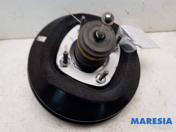 Gebruikte Rembol Peugeot 208 I (CA/CC/CK/CL) 1.4 16V Prijs € 50,00 Margeregeling aangeboden door Maresia Parts