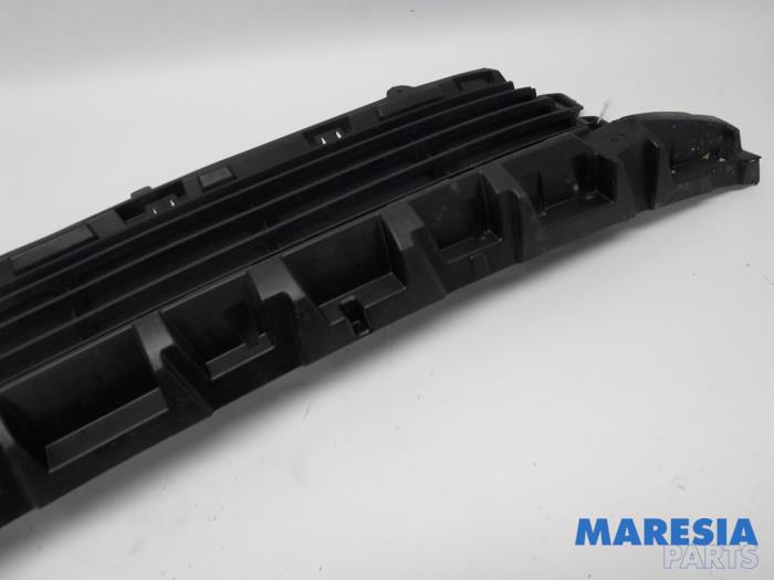 Grille van een Fiat Talento 2.0 EcoJet BiTurbo 145 2020