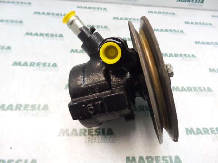 Gebruikte Servopomp Fiat Punto I (176) 90 1.6 Sporting Prijs € 50,00 Margeregeling aangeboden door Maresia Parts