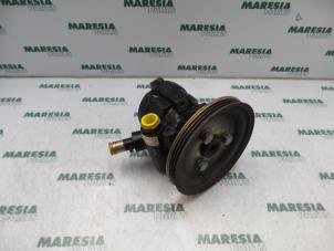 Gebruikte Servopomp Fiat Punto I (176) 85 1.2 MPi 16V ELX,Sport Prijs € 40,00 Margeregeling aangeboden door Maresia Parts