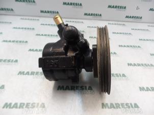 Gebruikte Pomp Servo Fiat Punto I (176) 85 1.2 MPi 16V ELX,Sport Prijs € 40,00 Margeregeling aangeboden door Maresia Parts