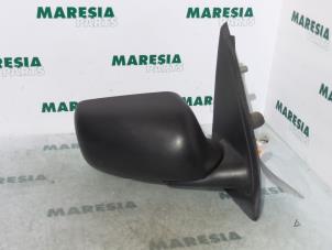 Gebruikte Spiegel Buiten rechts Alfa Romeo 146 (930B) 1.6 Twin Spark 16V Prijs € 30,00 Margeregeling aangeboden door Maresia Parts