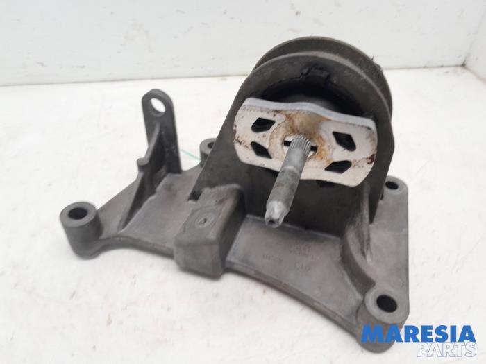 Gebruikte Motorrubber Fiat 500 (312) 0.9 TwinAir 85 Prijs € 50,00 Margeregeling aangeboden door Maresia Parts