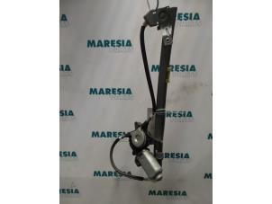 Gebruikte Ruitmechaniek 4Deurs rechts-voor Renault Megane (BA) 1.6i ,Easy Prijs € 19,99 Margeregeling aangeboden door Maresia Parts