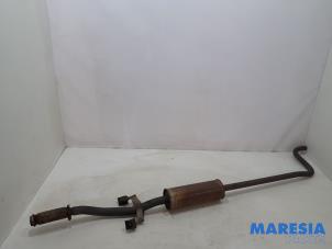 Gebruikte Uitlaat Middendemper Citroen C4 Cactus (0B/0P) 1.2 PureTech 110 12V Prijs € 200,00 Margeregeling aangeboden door Maresia Parts