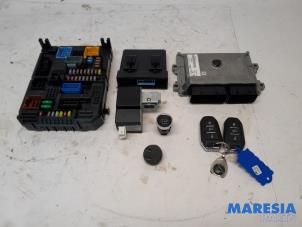 Gebruikte Computer Motormanagement Citroen C4 Berline (BA/BB/BC) ë-C4 50 kWh Prijs € 300,00 Margeregeling aangeboden door Maresia Parts