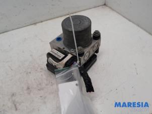 Gebruikte ABS Pomp Citroen C4 Cactus (0B/0P) 1.2 PureTech 110 12V Prijs € 219,99 Margeregeling aangeboden door Maresia Parts