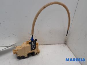 Gebruikte Deurslot Mechaniek 4Deurs rechts-voor Fiat Panda/Pandina (312) 0.9 TwinAir Turbo 85 Prijs € 35,00 Margeregeling aangeboden door Maresia Parts