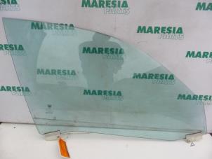 Gebruikte Portierruit 4Deurs rechts-voor Lancia Thesis (841) 2.4 20V Prijs € 157,50 Margeregeling aangeboden door Maresia Parts