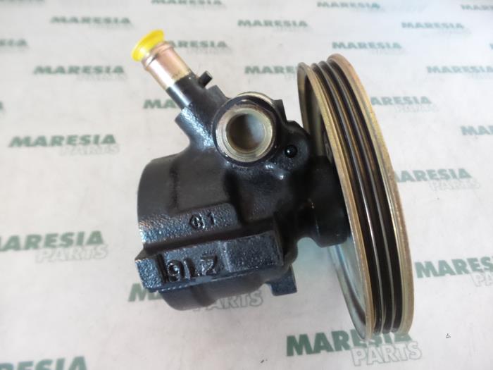 Gebruikte Servopomp Fiat Palio Weekend (178D) 1.6 16V Prijs € 50,00 Margeregeling aangeboden door Maresia Parts