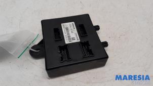 Gebruikte BCM Renault Captur (2R) 1.2 TCE 16V EDC Prijs € 90,00 Margeregeling aangeboden door Maresia Parts