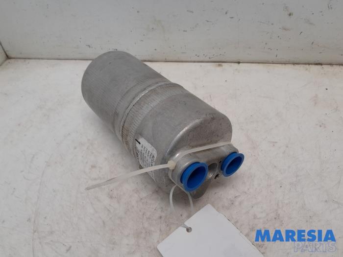 Gebruikte Airco Droger Renault Trafic New (FL) 2.5 dCi 16V 145 Prijs € 30,25 Inclusief btw aangeboden door Maresia Parts