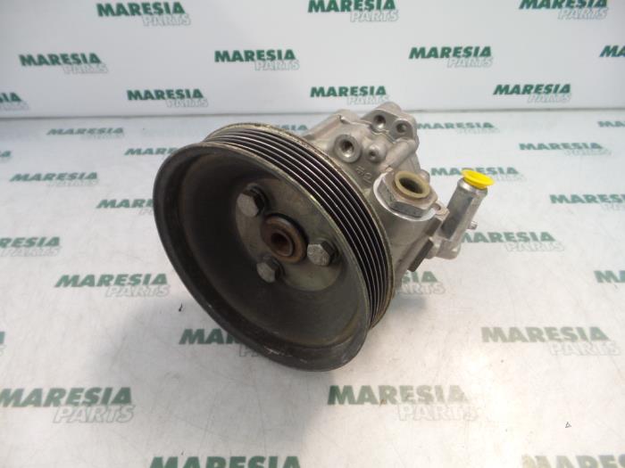 Gebruikte Servopomp Fiat Marea Weekend (185BX/CX) 2.4 Tds 125 HLX Prijs € 40,00 Margeregeling aangeboden door Maresia Parts