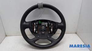 Gebruikte Stuurwiel Renault Trafic New (FL) 2.5 dCi 16V 145 Prijs € 90,75 Inclusief btw aangeboden door Maresia Parts