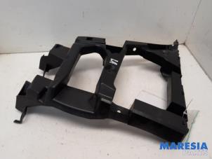 Gebruikte Bumperdeel rechts-achter Citroen C5 III Berline (RD) 2.0 16V Prijs € 25,00 Margeregeling aangeboden door Maresia Parts