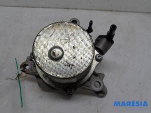 Gebruikte Vacuumpomp (Benzine) Fiat Punto III (199) 0.9 TwinAir Turbo 100 Prijs € 40,00 Margeregeling aangeboden door Maresia Parts