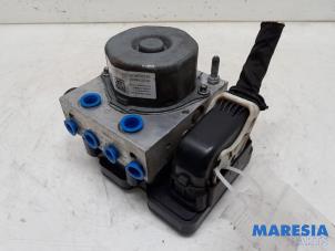 Gebruikte ABS Pomp Peugeot 308 SW (L4/L9/LC/LJ/LR) 1.6 BlueHDi 120 Prijs € 150,00 Margeregeling aangeboden door Maresia Parts