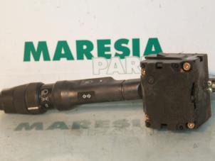 Gebruikte Schakelaar Richtingaanwijzer Fiat Tipo (160) 1.4 DGT IE Prijs € 25,00 Margeregeling aangeboden door Maresia Parts