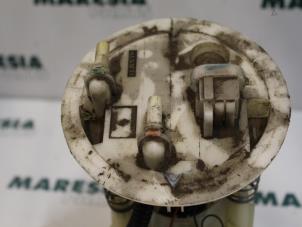 Gebruikte Tank element Pomp Renault Scénic I (JA) 2.0 16V RX4 Prijs € 25,00 Margeregeling aangeboden door Maresia Parts