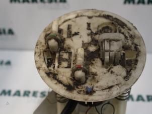 Gebruikte Tank element Pomp Renault Scénic I (JA) 2.0 16V RX4 Prijs € 25,00 Margeregeling aangeboden door Maresia Parts