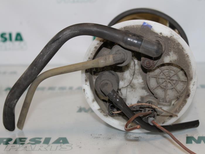 Gebruikte Tank element Pomp Lancia Delta (836) 1.6 16V HPE Prijs € 30,00 Margeregeling aangeboden door Maresia Parts