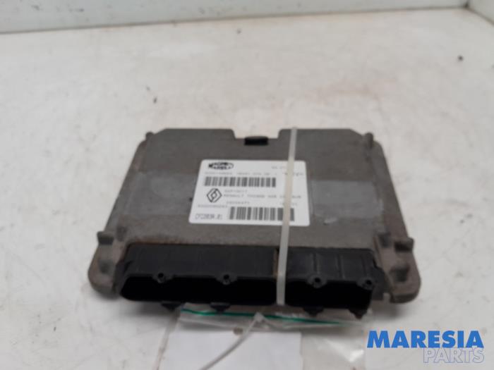Gebruikte Computer Automatische Bak Renault Twingo (C06) 1.2 Prijs € 199,00 Margeregeling aangeboden door Maresia Parts