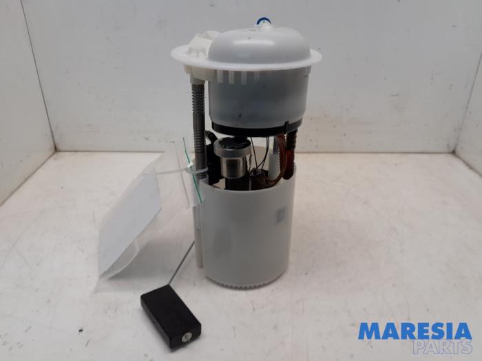 Gebruikte Tank element Pomp Fiat 500 (312) 0.9 TwinAir 60 Prijs € 25,00 Margeregeling aangeboden door Maresia Parts