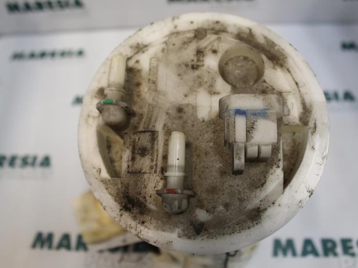 Gebruikte Tank element Pomp Renault Megane (BA) 1.8 16V Prijs € 30,00 Margeregeling aangeboden door Maresia Parts