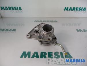Gebruikte Vacuumpomp (Diesel) Peugeot 306 (7A/C/S) 1.9 DT Prijs € 25,00 Margeregeling aangeboden door Maresia Parts