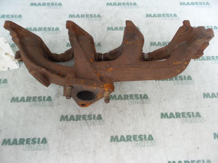Gebruikte Uitlaatspruitstuk Renault Laguna I (B56) 1.9 dTi Prijs € 50,00 Margeregeling aangeboden door Maresia Parts