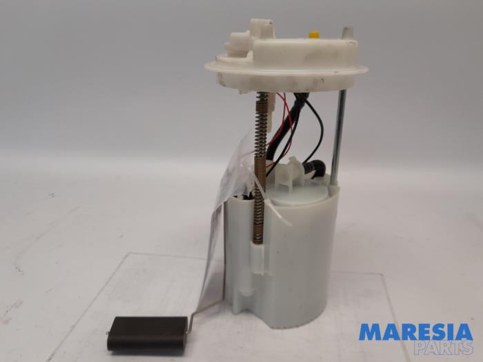 Gebruikte Tank element Pomp Fiat 500 (312) 0.9 TwinAir 85 Prijs € 25,00 Margeregeling aangeboden door Maresia Parts