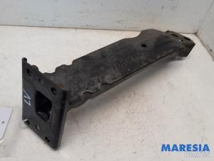 Gebruikte Frontdeel steun Fiat 500 (312) 0.9 TwinAir 85 Prijs € 25,00 Margeregeling aangeboden door Maresia Parts