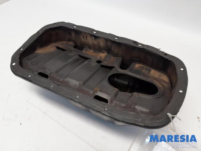 Gebruikte Carterpan Renault Twingo II (CN) 1.2 16V Prijs € 35,00 Margeregeling aangeboden door Maresia Parts