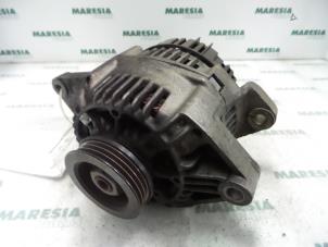 Gebruikte Dynamo Renault Megane Classic (LA) 1.6i RN,RT,Alizé Prijs € 40,00 Margeregeling aangeboden door Maresia Parts