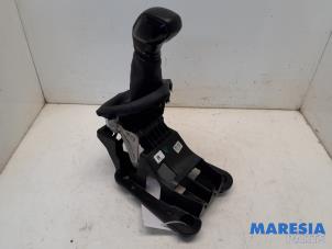 Gebruikte Pook Peugeot 208 I (CA/CC/CK/CL) 1.2 Vti 12V PureTech 82 Prijs € 50,00 Margeregeling aangeboden door Maresia Parts