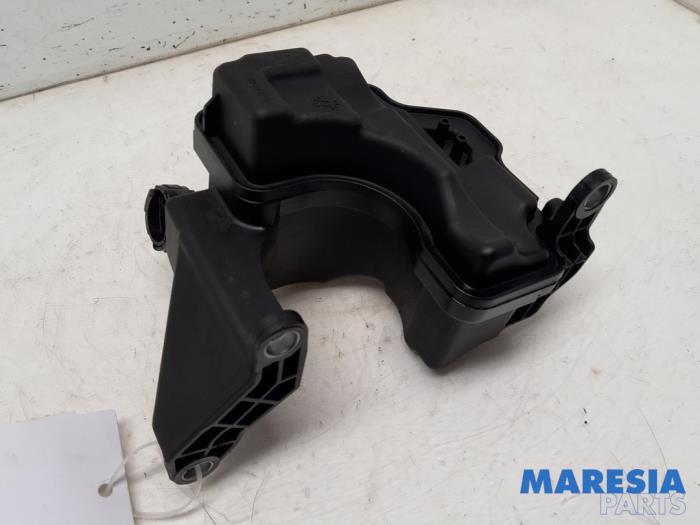Gebruikte Rembooster Citroen C4 Picasso (3D/3E) 1.6 16V THP 155 Prijs € 60,00 Margeregeling aangeboden door Maresia Parts