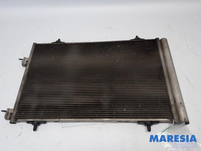 Airco Condensor van een Peugeot 508 SW (8E/8U) 1.6 THP 16V 2012