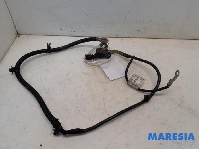 Gebruikte Accu sensor Peugeot 508 SW (8E/8U) 1.6 THP 16V Prijs € 50,00 Margeregeling aangeboden door Maresia Parts