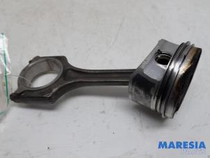 Gebruikte Drijfstang Citroen C4 Grand Picasso (3A) 1.6 16V VTi 120 Prijs € 50,00 Margeregeling aangeboden door Maresia Parts