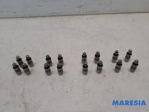 Gebruikte Klepstoter Peugeot Expert (V1/VA/VB/VE/VF/VT/VY) 2.0 Blue HDi 120 16V Prijs € 30,25 Inclusief btw aangeboden door Maresia Parts