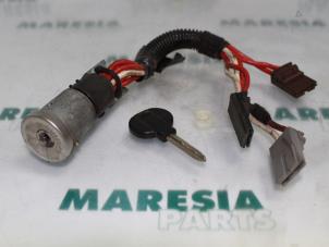 Gebruikte Kontaktslot + Sleutel Citroen Xantia (X1/2) 2.9i V6 24V Prijs € 65,00 Margeregeling aangeboden door Maresia Parts