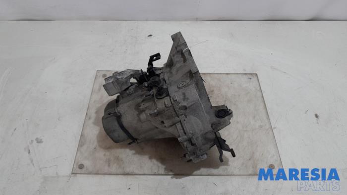 Gebruikte Automaatbak Citroen C4 Cactus (0B/0P) 1.2 PureTech 82 12V Prijs € 299,99 Margeregeling aangeboden door Maresia Parts