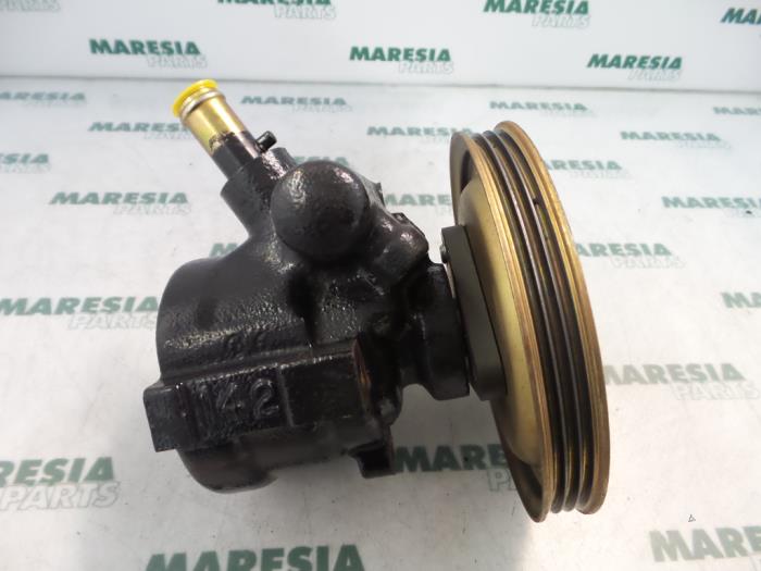Gebruikte Servopomp Lancia Ypsilon (840) 1.2 LE,LS Prijs € 40,00 Margeregeling aangeboden door Maresia Parts