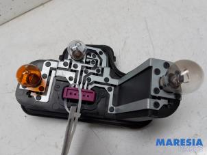Gebruikte Achterlicht Printplaat links Renault Megane III Coupe (DZ) 1.4 16V TCe 130 Prijs € 20,00 Margeregeling aangeboden door Maresia Parts